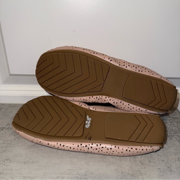 Me Too Light Pink Flats Size 6.5 - Picture 6 of 7